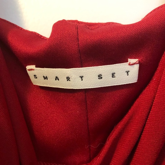 Smart Set Dress - Picture 3 of 3